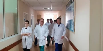 Professor Guram Karazanashvili performed a complicated surgery at the Uzbekistan Oncology Center