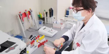 ლაბორატორიის ექთანი | ფოტო