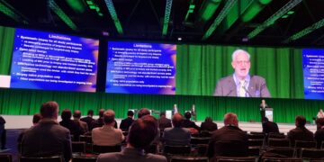 პროფესორი გურამ ქარაზანაშვილი ევროპის უროლოგთა ასოციაციის (EAU) მე-40 ყოველწლიურ კონგრესზე (EAU25)